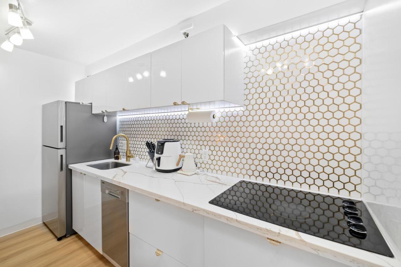 Huge Patio Washerdryer 1 Bedroom Banyan Free Parking 5 Min To Beach Honolulu Extérieur photo